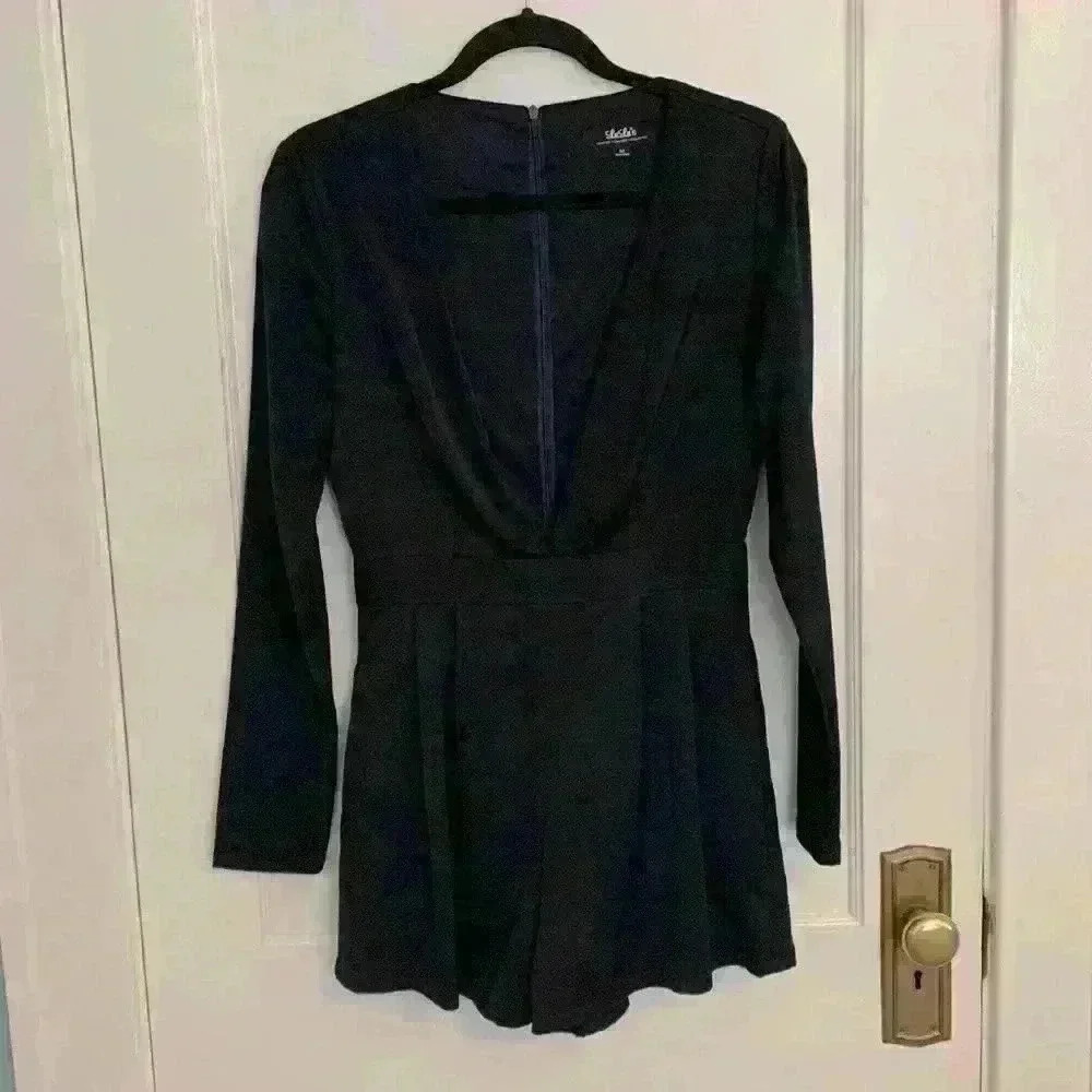Lulus Plunge Neckline Long Sleeve Romper Womens Size M, Navy